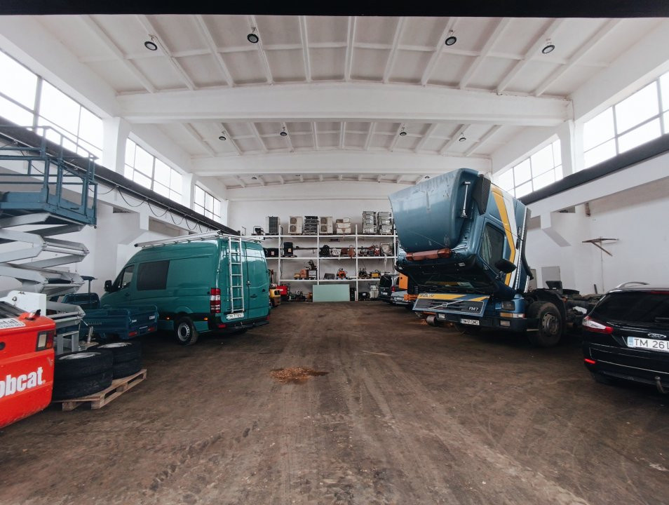 Hala de inchiriat service auto 453 mp - zona Freidorf - C7803 1, foxfort.ro