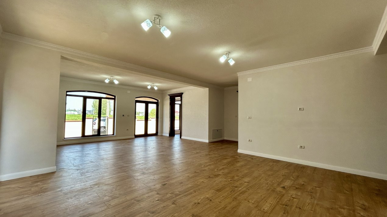 Casa individuala cu 4 camere, 130 mp utili - zona Ghiroda 4, foxfort.ro