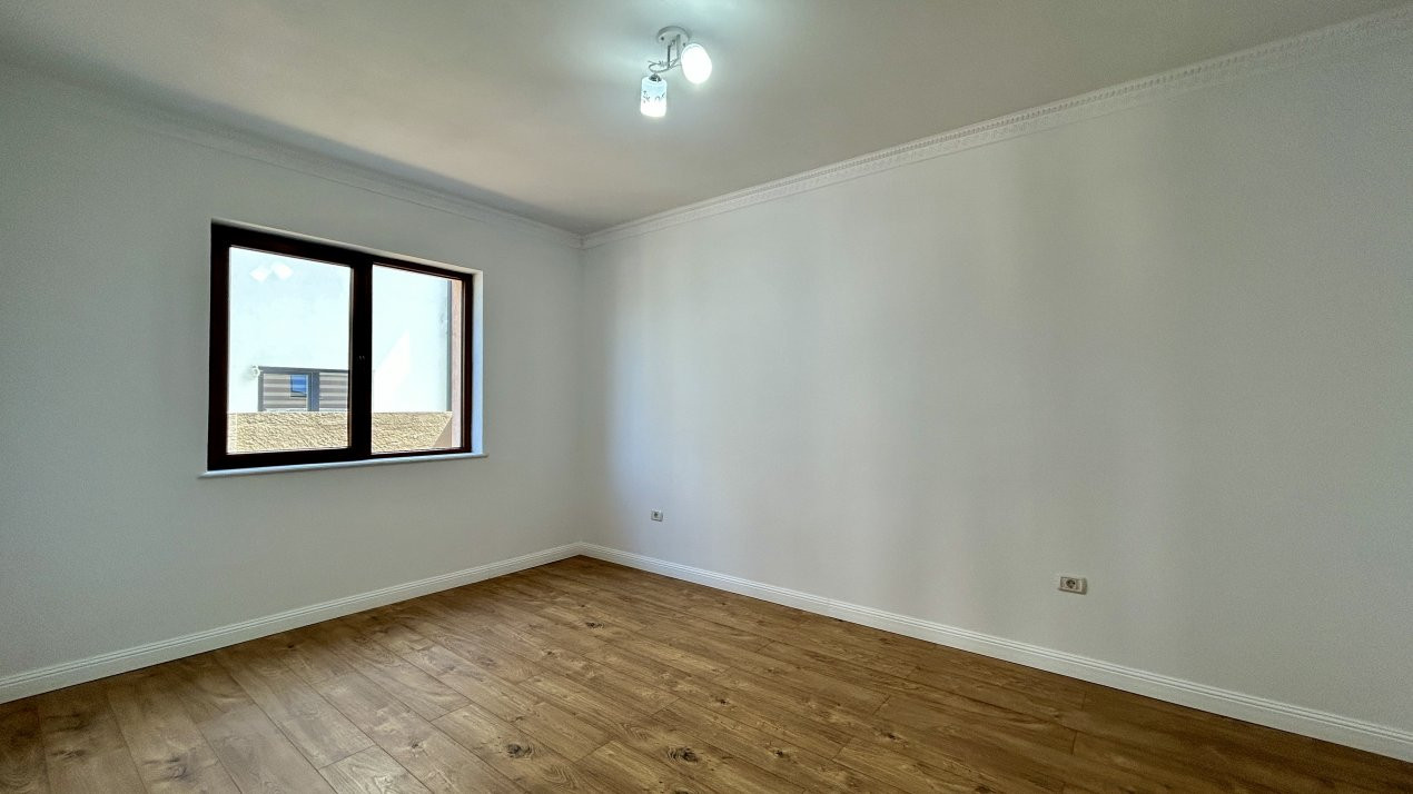 Casa individuala cu 4 camere, 130 mp utili - zona Ghiroda 5, foxfort.ro