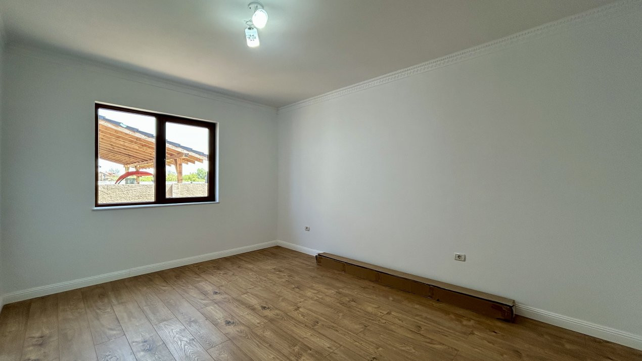 Casa individuala cu 4 camere, 130 mp utili - zona Ghiroda 17, foxfort.ro