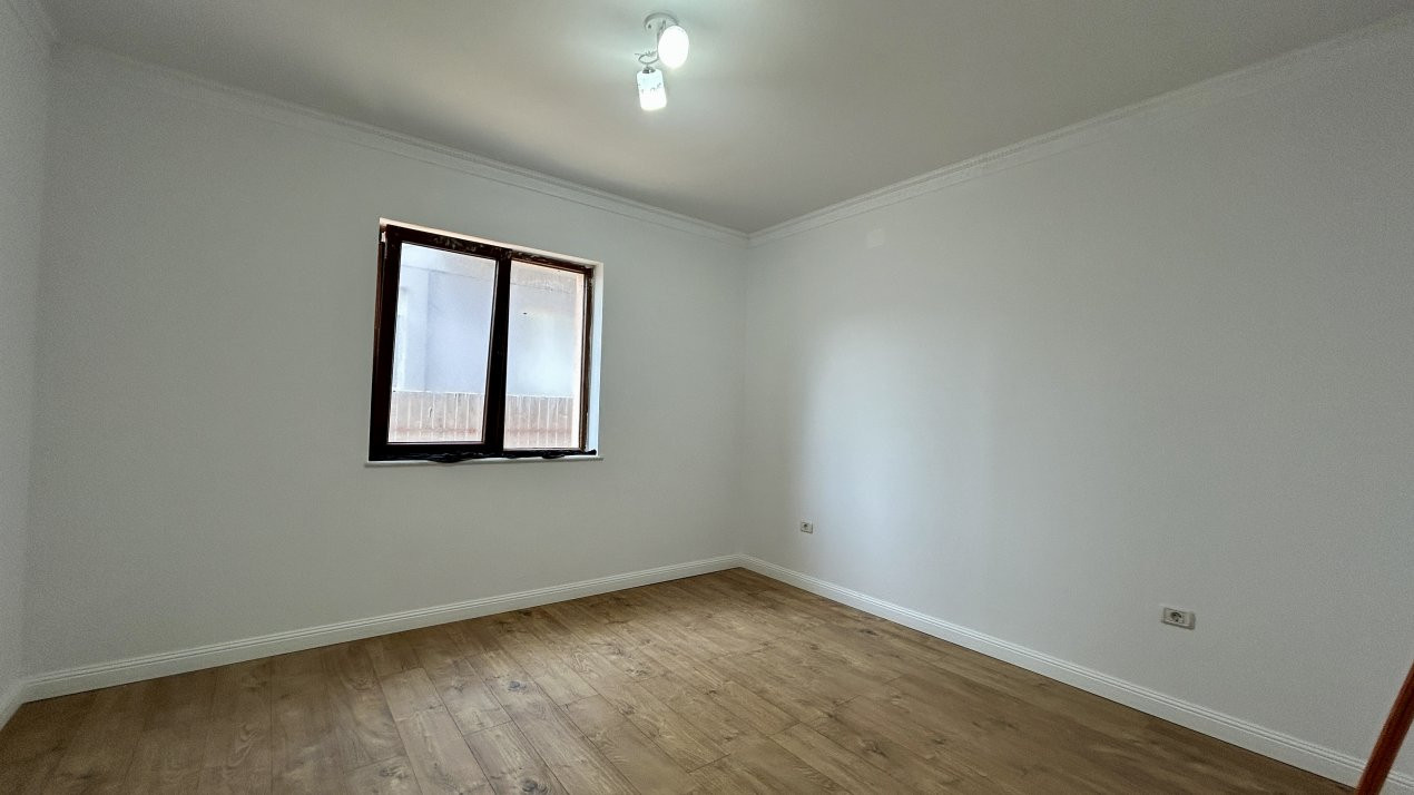 Casa individuala cu 4 camere, 130 mp utili - zona Ghiroda 19, foxfort.ro