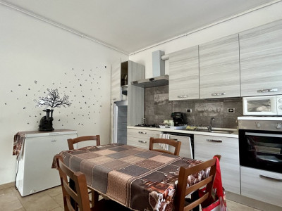 Apartament cu 3 camere la parter si teren de 160 mp - Ghiroda imagine mica 5, foxfort.ro