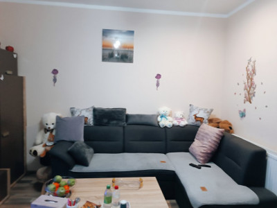 Apartament cu 3 camere, complet mobilat si utilat imagine mica 2, foxfort.ro