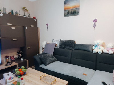 Apartament cu 3 camere, complet mobilat si utilat imagine mica 3, foxfort.ro