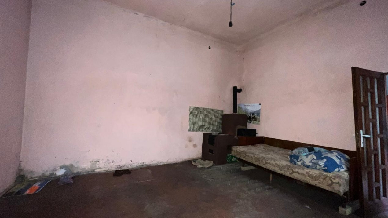 COMISION 0% Casa de vanzare cu 5 apartamente la curte comuna in zona Traian 9, foxfort.ro