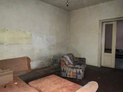 COMISION 0% Casa de vanzare cu 5 apartamente la curte comuna in zona Traian imagine mica 5, foxfort.ro