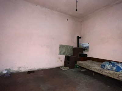 COMISION 0% Casa de vanzare cu 5 apartamente la curte comuna in zona Traian imagine mica 9, foxfort.ro