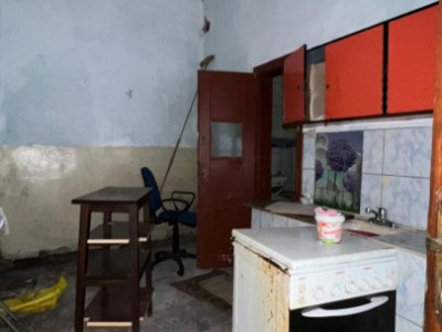 COMISION 0% Casa de vanzare cu 5 apartamente la curte comuna in zona Traian imagine mica 13, foxfort.ro