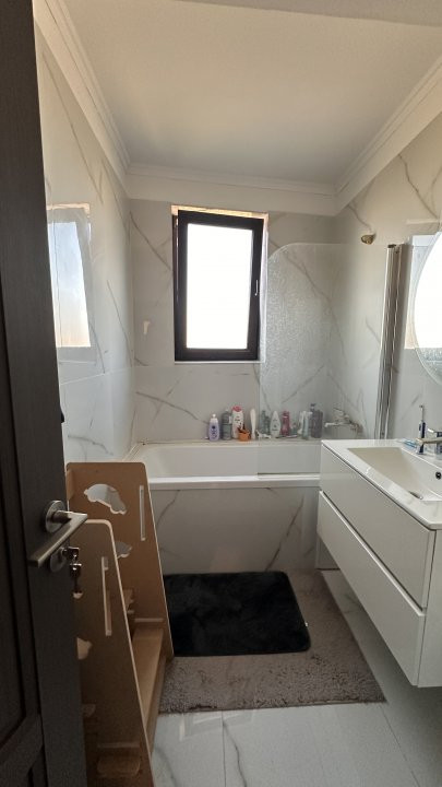 Apartament cu 3 camere la etajul 3 in Giroc 16, foxfort.ro