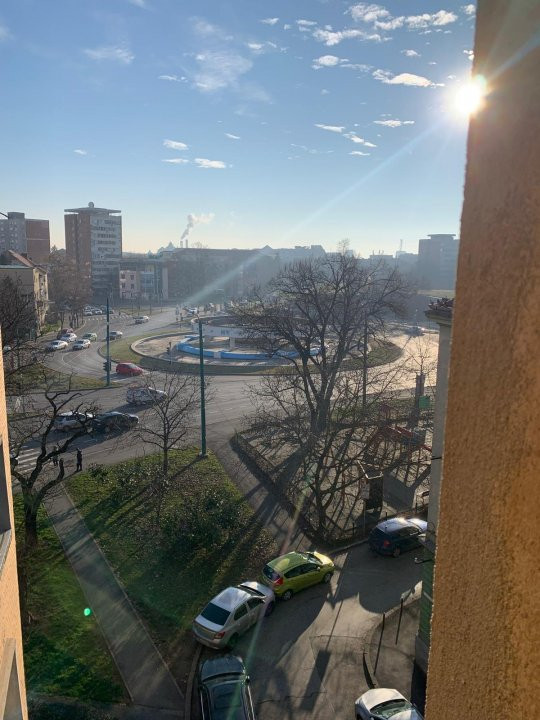 Apartament cu 4 camere de 92mp - zona Ultracentral 11, foxfort.ro