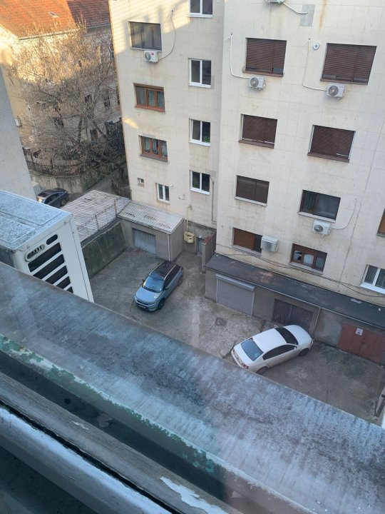 Apartament cu 4 camere de 92mp - zona Ultracentral 14, foxfort.ro