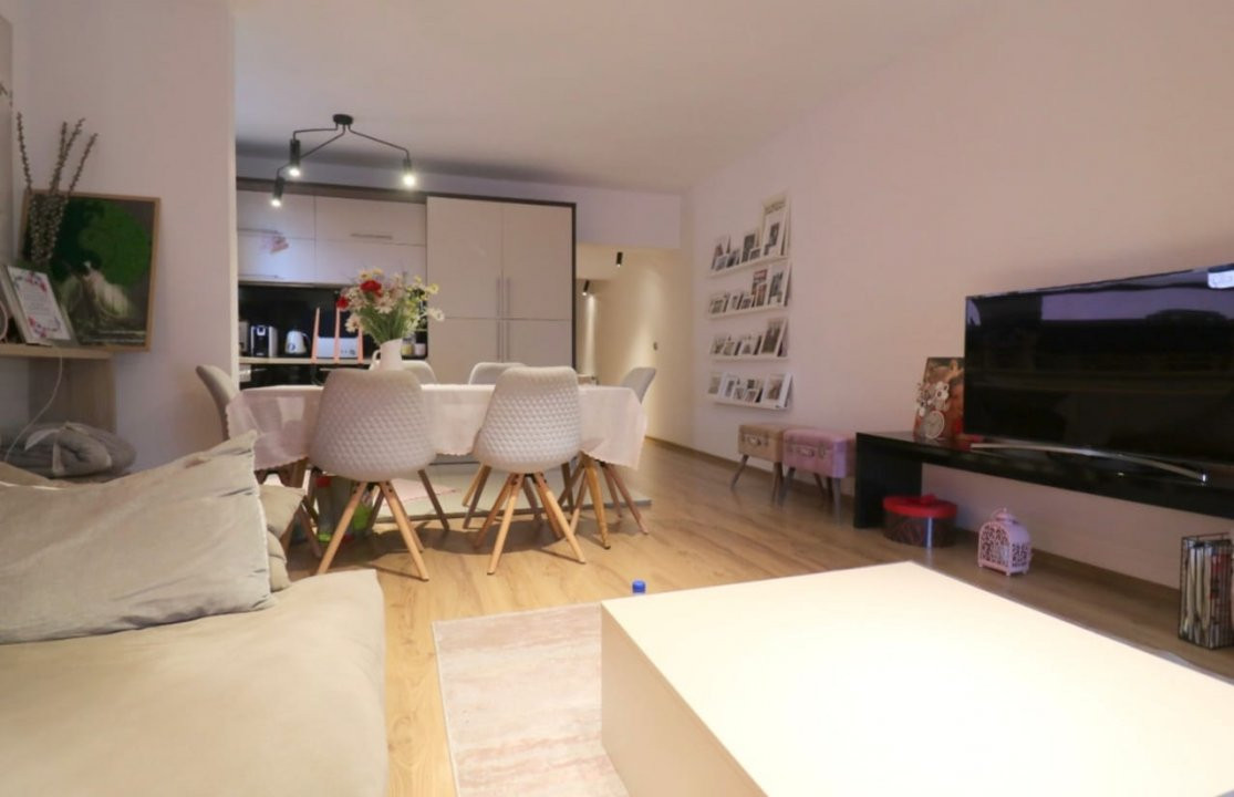 COMISION 0% Casa individuala cu 9 camere si suprafata de 397 mp - Dumbravita 4, foxfort.ro