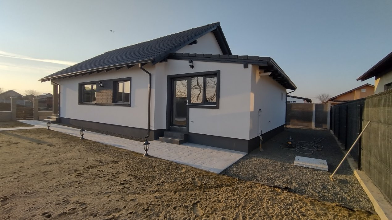 Casa individuala 4 camere, Sanmihaiu Roman - Teren 440 mp 1, foxfort.ro