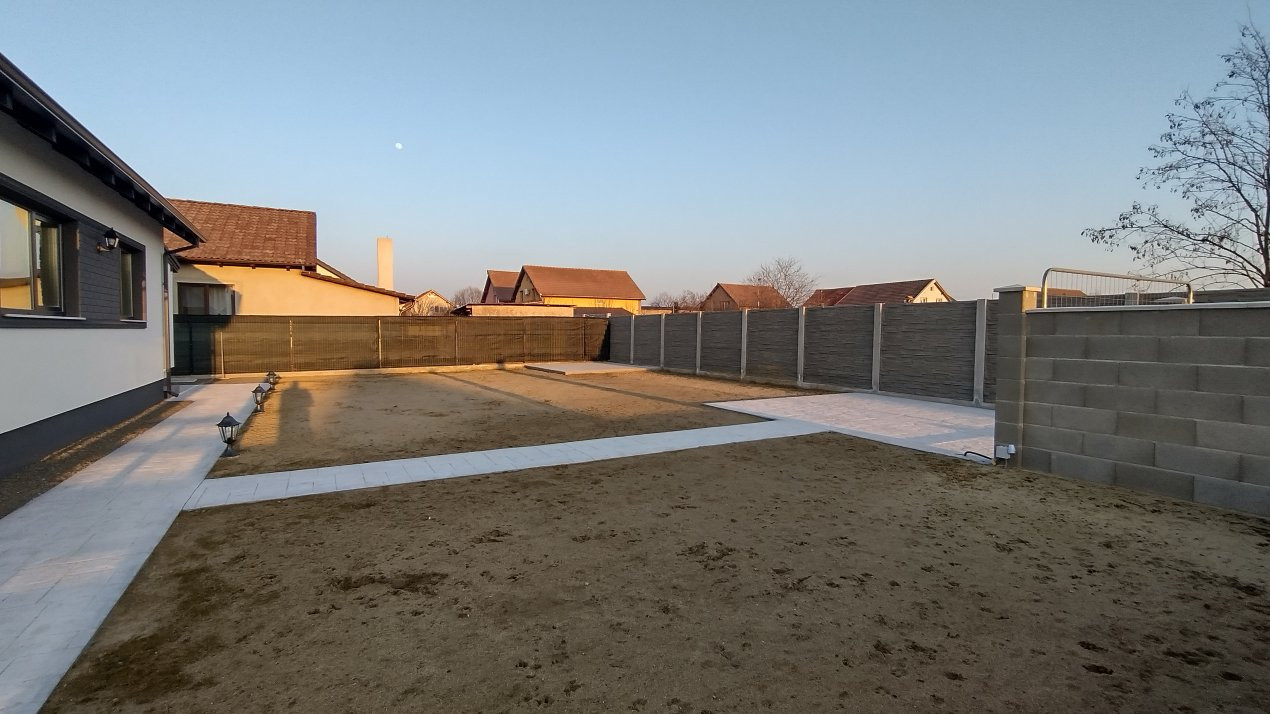 Casa individuala 4 camere, Sanmihaiu Roman - Teren 440 mp 20, foxfort.ro