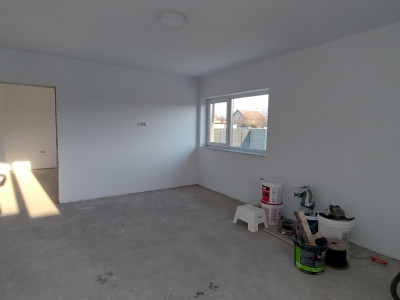 Casa individuala 4 camere, Sanmihaiu Roman - Teren 440 mp imagine mica 11, foxfort.ro