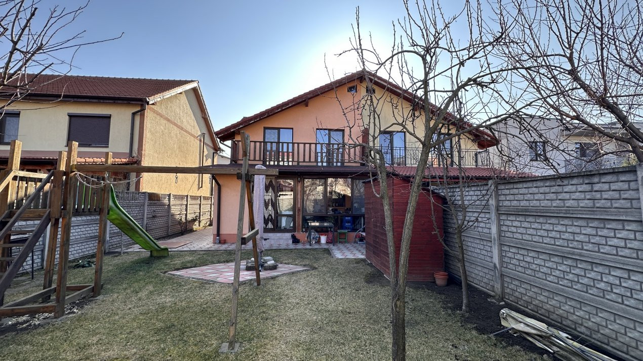 Duplex 4 camere, 126 mp, si teren de 300 mp in Giroc 1, foxfort.ro