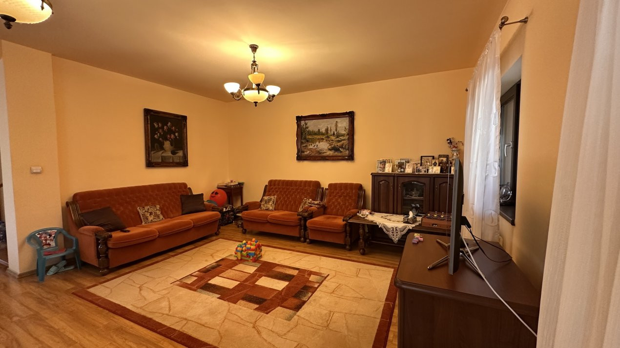 Duplex 4 camere, 126 mp, si teren de 300 mp in Giroc 2, foxfort.ro