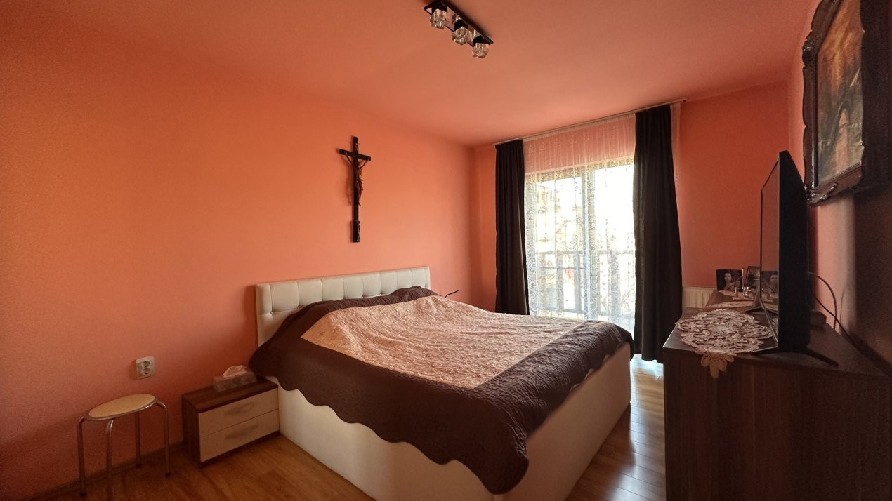 Duplex 4 camere, 126 mp, si teren de 300 mp in Giroc 7, foxfort.ro