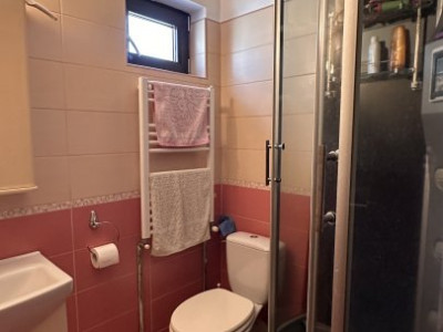 Duplex 4 camere, 126 mp, si teren de 300 mp in Giroc imagine mica 19, foxfort.ro