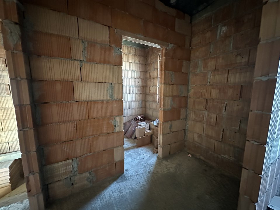 COMISION 0% Duplex individual, 5 camere si teren de 410 mp, zona Mosnita 10, foxfort.ro