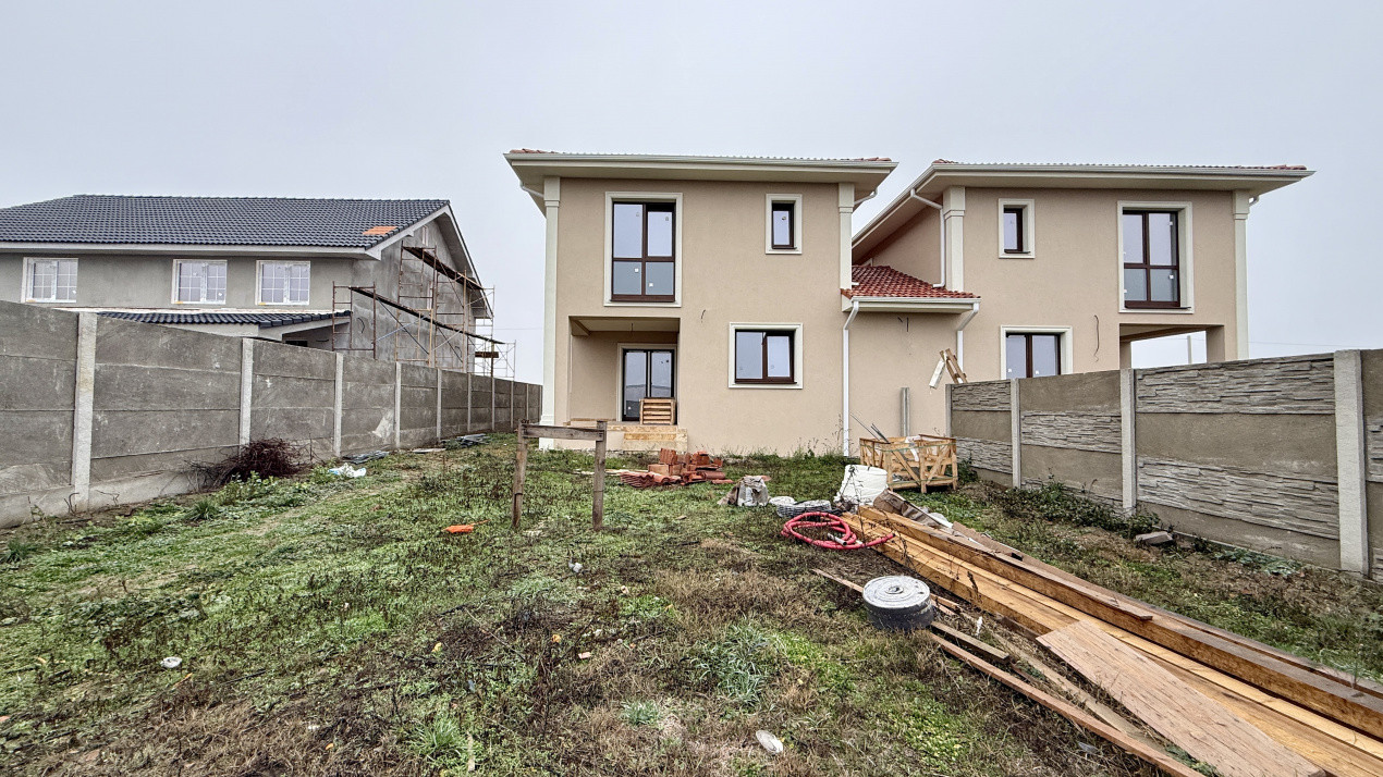 COMISION 0% Duplex individual, 5 camere si teren de 410 mp, zona Mosnita 1, foxfort.ro