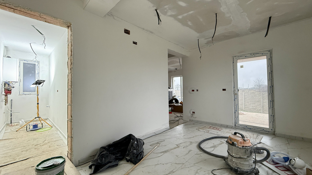 COMISION 0% Duplex individual, 5 camere si teren de 410 mp, zona Mosnita 6, foxfort.ro