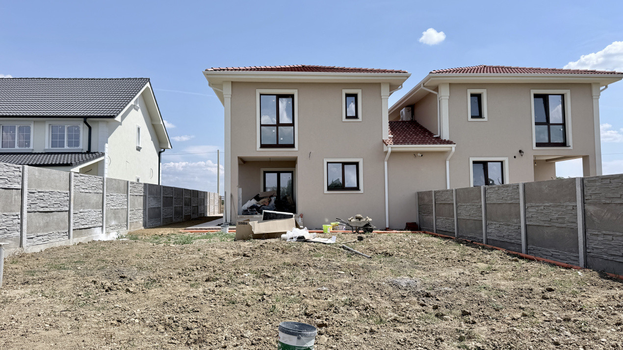 COMISION 0% Duplex individual, 5 camere si teren de 410 mp, zona Mosnita 2, foxfort.ro