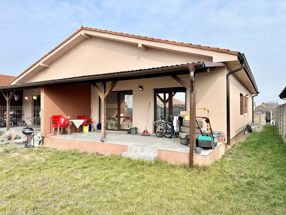 Case de vanzare Mosnita Noua Est 5