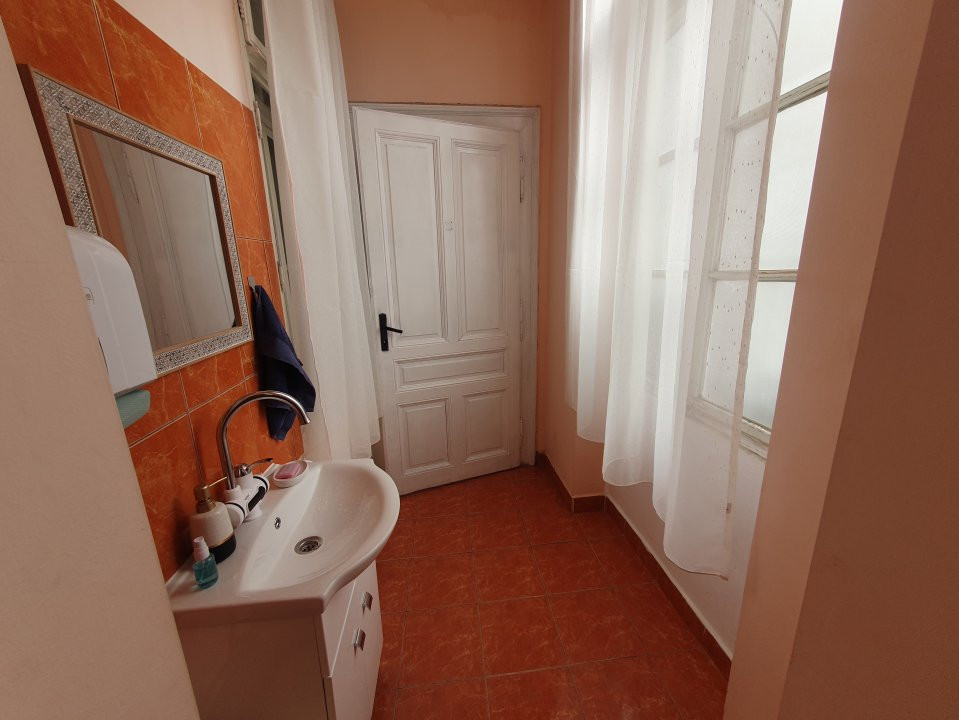 COMISION 0% Apartament cu 4 camere decomandat, la curte comuna - zona Fabric 16, foxfort.ro