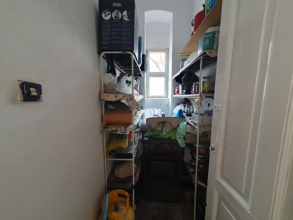 COMISION 0% Apartament cu 4 camere decomandat, la curte comuna - zona Fabric 25, foxfort.ro