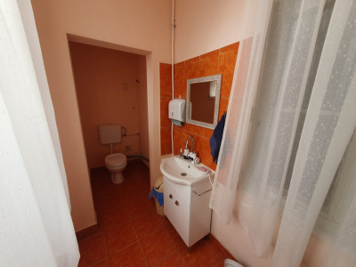 COMISION 0% Apartament cu 4 camere decomandat, la curte comuna - zona Fabric imagine mica 15, foxfort.ro