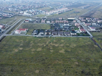 Parcela teren Mosnita in zona Drumul Boilor cu toate utilitatile + Asfalt imagine mica 3, foxfort.ro
