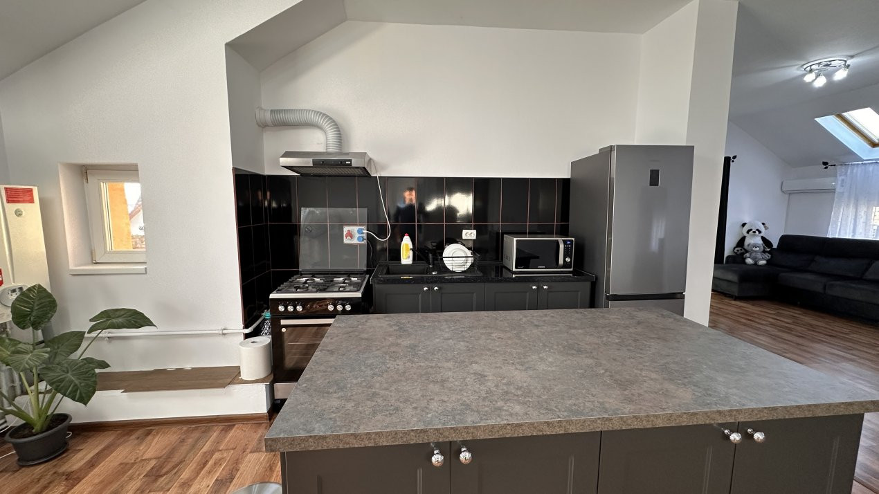 COMISION 0% Apartament cu 3 camere, 103 mp, in Timisoara 8, foxfort.ro