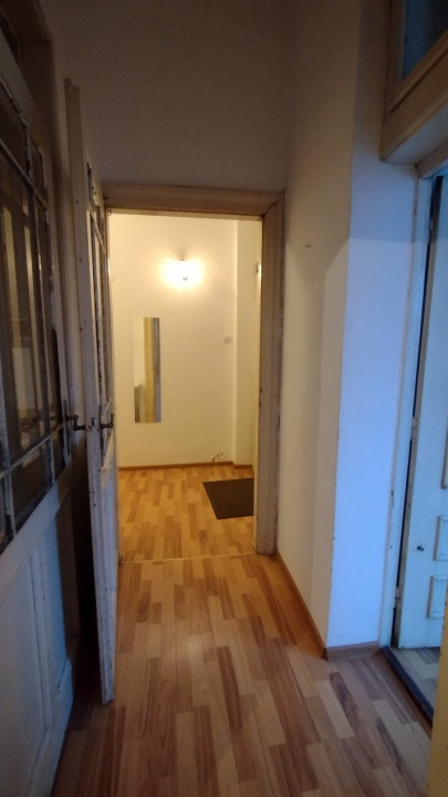 Apartament 2 camere 93 mp totali - terasa si balcon, zona Piata Victoriei 11, foxfort.ro