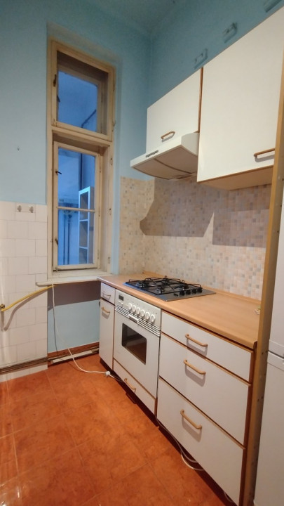 Apartament 2 camere 93 mp totali - terasa si balcon, zona Piata Victoriei 13, foxfort.ro