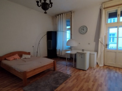 Apartament 2 camere 93 mp totali - terasa si balcon, zona Piata Victoriei