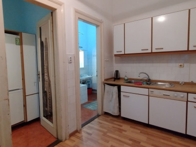 Apartament 2 camere 93 mp totali - terasa si balcon, zona Piata Victoriei imagine mica 15, foxfort.ro