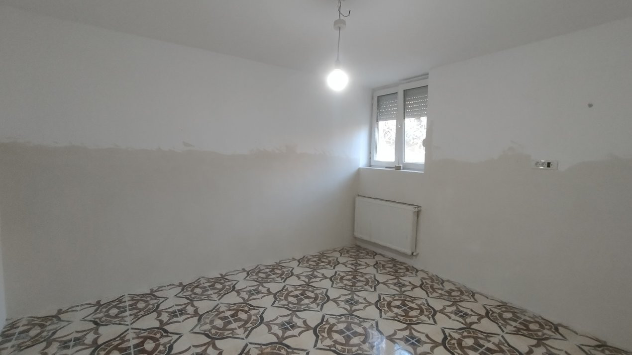Apartament 2 camere, demisol - Zona Central 2, foxfort.ro