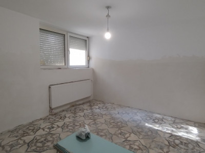 Apartament 2 camere, demisol - Zona Central