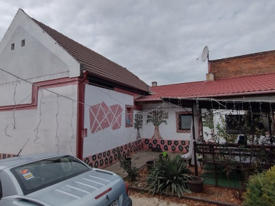 Casa individuala 4 camere, zona Ronat - Teren 902 mp imagine mica 11, foxfort.ro