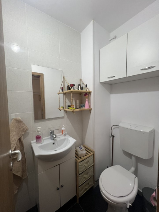 COMISION 0% De vanzare apartament cu 3 camere zona Girocului 8, foxfort.ro