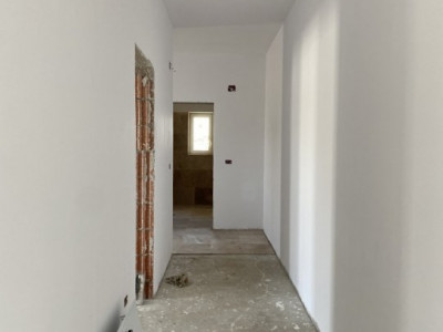 Duplex cu 3 camere si teren de 350 mp, zona linistita - Remetea Mare imagine mica 13, foxfort.ro