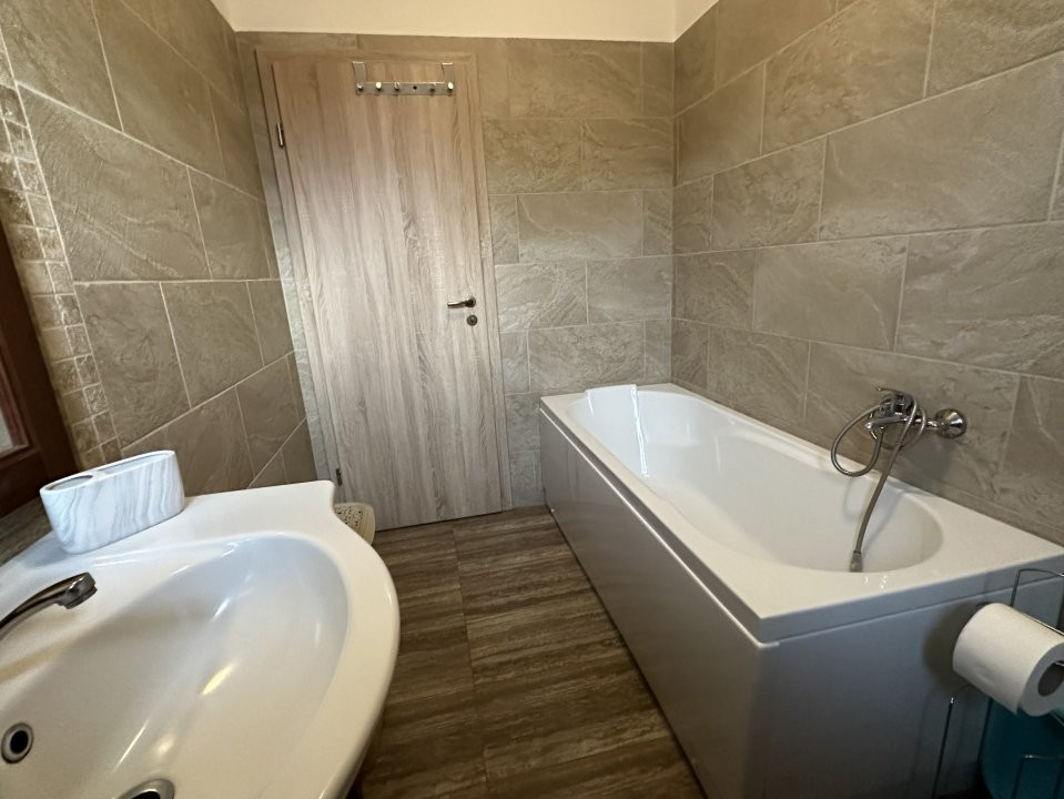 Apartament cu 3 camere de inchiriat in Giroc 9, foxfort.ro