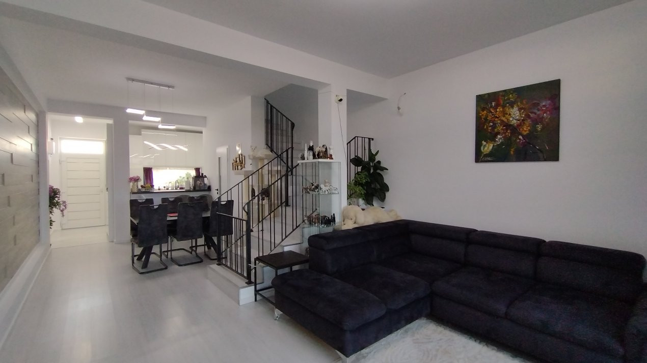 Casa insiruita, 4 camere, Sacalaz - arhitectura moderna, 2 locuri de parcare 3, foxfort.ro