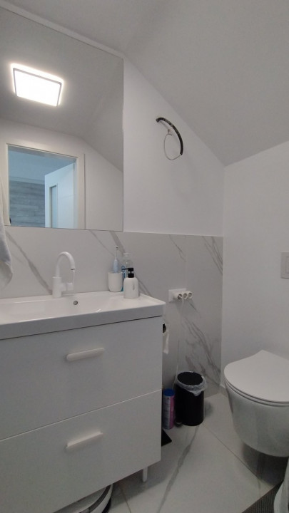 Casa insiruita, 4 camere, Sacalaz - arhitectura moderna, 2 locuri de parcare 9, foxfort.ro