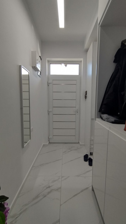 Casa insiruita, 4 camere, Sacalaz - arhitectura moderna, 2 locuri de parcare 13, foxfort.ro