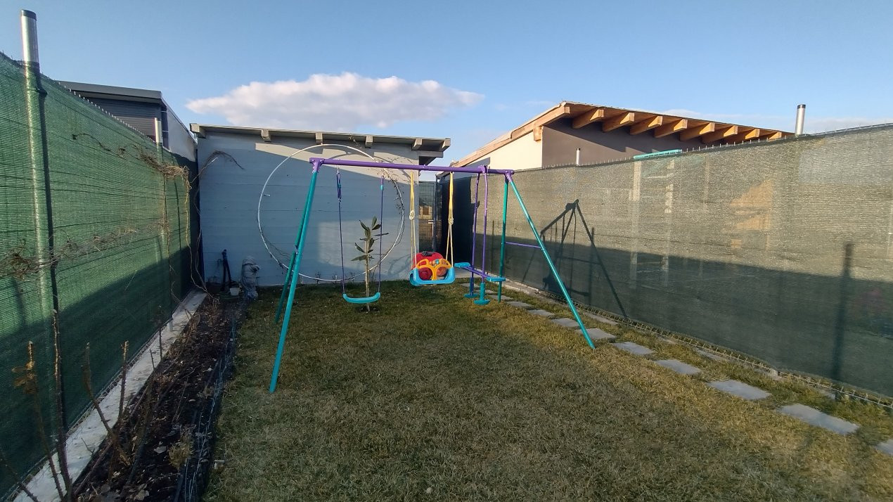 Casa insiruita, 4 camere, Sacalaz - arhitectura moderna, 2 locuri de parcare 22, foxfort.ro