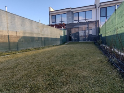 Casa insiruita, 4 camere, Sacalaz - arhitectura moderna, 2 locuri de parcare imagine mica 20, foxfort.ro