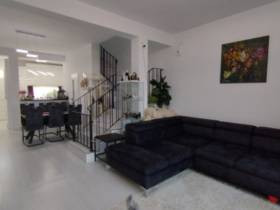 Casa insiruita, 4 camere, Sacalaz - arhitectura moderna, 2 locuri de parcare imagine mica 24, foxfort.ro