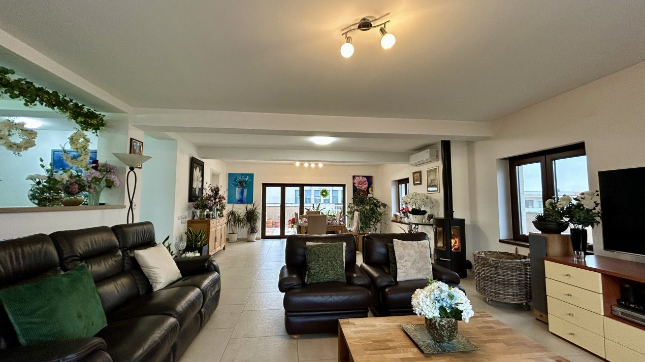 COMISION 0% Penthouse de vanzare 4 camere Dumbravita - Kaufland 3, foxfort.ro